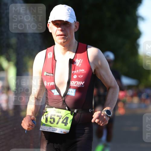 07.09.2025 - 19. Norderstedt Triathlon Michael Strokosch http://msf.ph/oto/8776981 07.09.2025 16:49:15 Laufen 371, 1442, 1574 meine-sportfotos.de