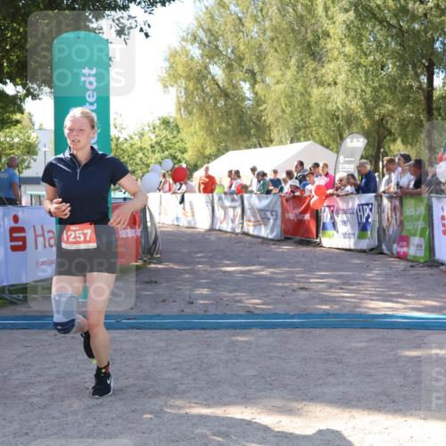07.09.2025 - 19. Norderstedt Triathlon Zöllner http://msf.ph/oto/8777026 07.09.2025 12:08:19 Ziel 1257 meine-sportfotos.de