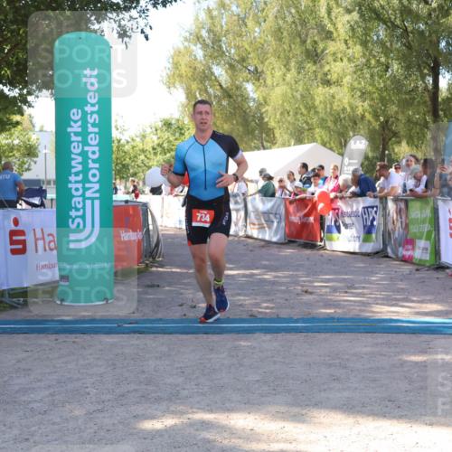 07.09.2025 - 19. Norderstedt Triathlon Zöllner http://msf.ph/oto/8777040 07.09.2025 12:08:29 Ziel 734 meine-sportfotos.de