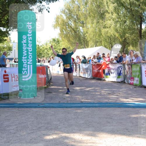 07.09.2025 - 19. Norderstedt Triathlon Zöllner http://msf.ph/oto/8777067 07.09.2025 12:08:44 Ziel 1210, 1236 meine-sportfotos.de