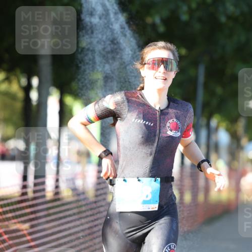 07.09.2025 - 19. Norderstedt Triathlon Michael Strokosch http://msf.ph/oto/8777094 07.09.2025 16:49:37 Laufen 425, 878, 933, 1058, 1096 meine-sportfotos.de