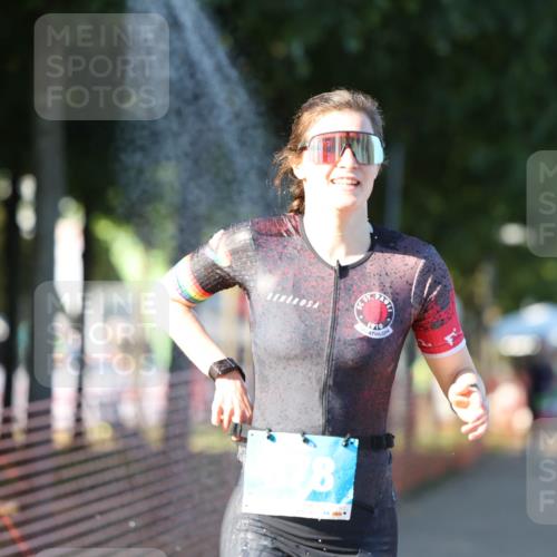 07.09.2025 - 19. Norderstedt Triathlon Michael Strokosch http://msf.ph/oto/8777097 07.09.2025 16:49:37 Laufen 425, 878, 933, 1058, 1096 meine-sportfotos.de