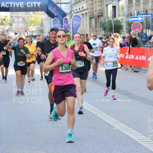 07.09.2025 - BARMER Alsterlauf Strokosch-Dieckow http://msf.ph/oto/8777117 07.09.2025 10:07:16 Ziel 2233, 2315, 2353, 2372, 2520, 2662, 2755, 2893, 2939, 2965, 3063, 3265, 3837, 3864, 3976, 4110, 4859, 4860, 5173, 5212, 5315, 5402, 5475, 5524, 5593, 5854, 5935, 5939, 6140, 6141, 6146, 6219, 6343, 8282 meine-sportfotos.de