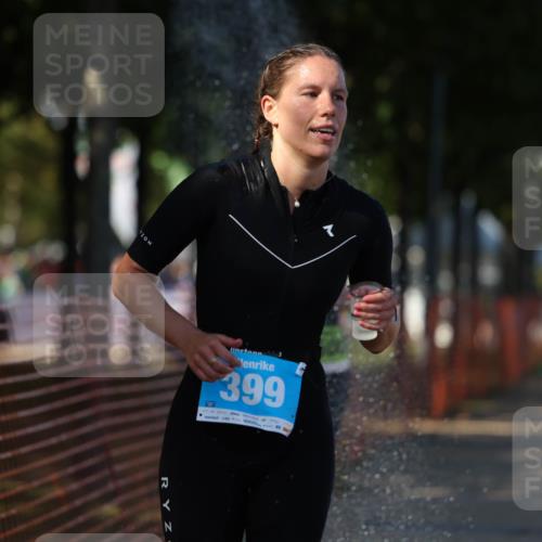 07.09.2025 - 19. Norderstedt Triathlon Michael Strokosch http://msf.ph/oto/8777172 07.09.2025 15:49:54 Laufen 399, 473, 1434, 1500, 1504 meine-sportfotos.de