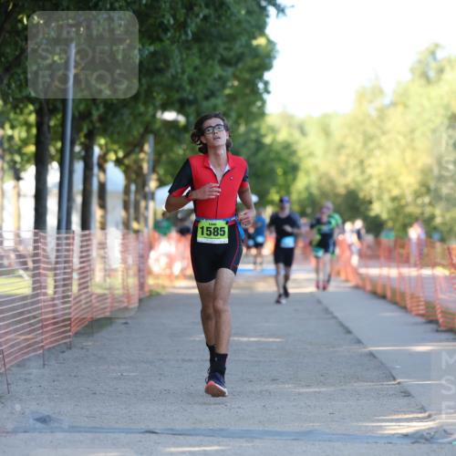 07.09.2025 - 19. Norderstedt Triathlon Michael Strokosch http://msf.ph/oto/8777183 07.09.2025 16:49:54 Laufen 1417, 1585 meine-sportfotos.de