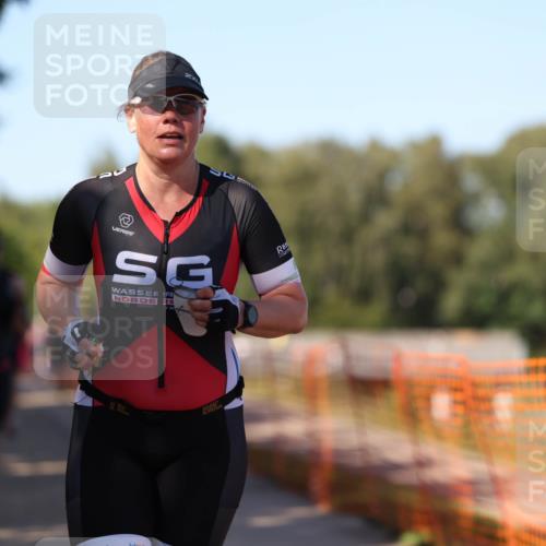 07.09.2025 - 19. Norderstedt Triathlon Michael Strokosch http://msf.ph/oto/8777196 07.09.2025 15:50:05 Laufen 377, 400, 445, 1459 meine-sportfotos.de