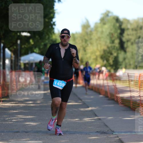 07.09.2025 - 19. Norderstedt Triathlon Michael Strokosch http://msf.ph/oto/8777203 07.09.2025 15:50:07 Laufen 377, 400, 445, 478, 1459 meine-sportfotos.de