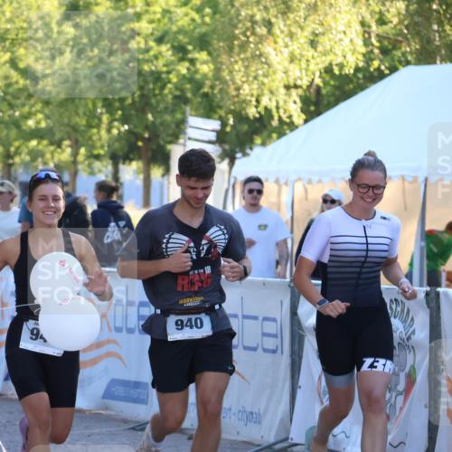 07.09.2025 - 19. Norderstedt Triathlon Zöllner http://msf.ph/oto/8777215 07.09.2025 17:14:17 Ziel 940 meine-sportfotos.de
