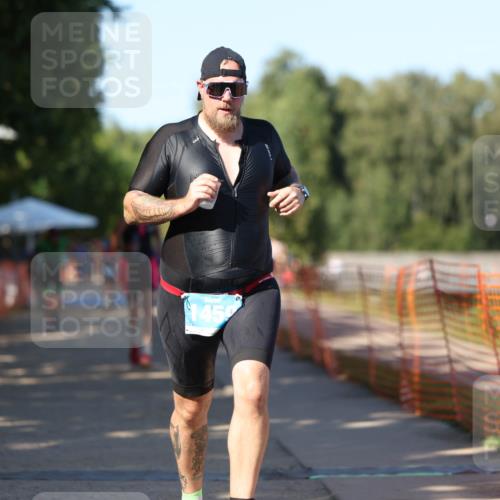 07.09.2025 - 19. Norderstedt Triathlon Michael Strokosch http://msf.ph/oto/8777228 07.09.2025 15:50:08 Laufen 377, 445, 478, 1459 meine-sportfotos.de