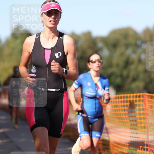 07.09.2025 - 19. Norderstedt Triathlon Michael Strokosch http://msf.ph/oto/8777240 07.09.2025 15:50:14 Laufen 377, 467, 469, 478 meine-sportfotos.de