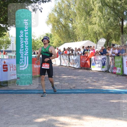 07.09.2025 - 19. Norderstedt Triathlon Zöllner http://msf.ph/oto/8777243 07.09.2025 12:10:04 Ziel 1195, 1383 meine-sportfotos.de