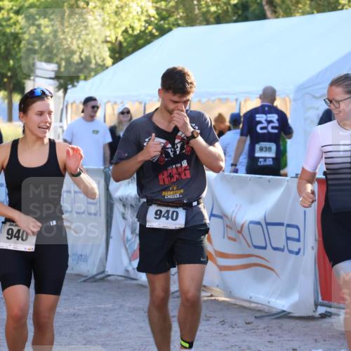 07.09.2025 - 19. Norderstedt Triathlon Zöllner http://msf.ph/oto/8777247 07.09.2025 17:14:19 Ziel 940, 1435 meine-sportfotos.de