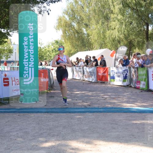 07.09.2025 - 19. Norderstedt Triathlon Zöllner http://msf.ph/oto/8777278 07.09.2025 12:10:27 Ziel 1153 meine-sportfotos.de