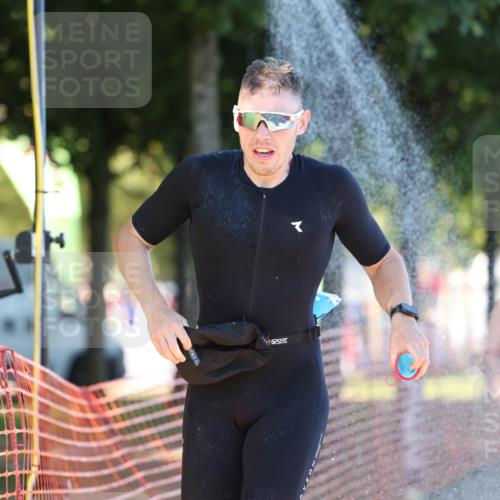 07.09.2025 - 19. Norderstedt Triathlon Michael Strokosch http://msf.ph/oto/8777290 07.09.2025 16:50:34 Laufen 372, 1061 meine-sportfotos.de