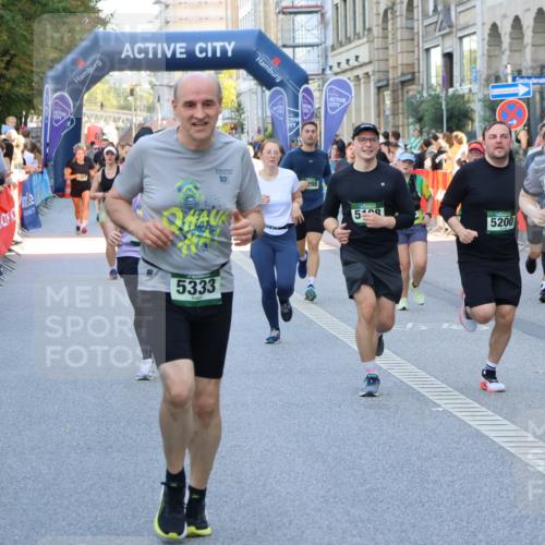 07.09.2025 - BARMER Alsterlauf Strokosch-Dieckow http://msf.ph/oto/8777292 07.09.2025 10:07:08 Ziel 2109, 2110, 2233, 2353, 2372, 2520, 2637, 2662, 2755, 2893, 2939, 2962, 3108, 3109, 3196, 3265, 3343, 3782, 3820, 3864, 3976, 4061, 4063, 4110, 4309, 4859, 4957, 5060, 5399, 5524, 5593, 5854, 5932, 6061, 6140, 6141, 8282 meine-sportfotos.de