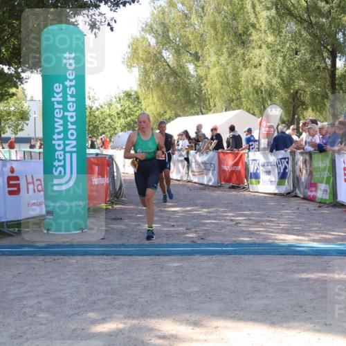 07.09.2025 - 19. Norderstedt Triathlon Zöllner http://msf.ph/oto/8777295 07.09.2025 12:10:41 Ziel 1164, 1279 meine-sportfotos.de