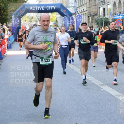 07.09.2025 - BARMER Alsterlauf Strokosch-Dieckow http://msf.ph/oto/8777336 07.09.2025 10:07:08 Ziel 2109, 2110, 2233, 2353, 2372, 2520, 2637, 2662, 2755, 2893, 2939, 2962, 3108, 3109, 3196, 3265, 3343, 3782, 3820, 3864, 3976, 4061, 4063, 4110, 4309, 4859, 4957, 5060, 5399, 5524, 5593, 5854, 5932, 6061, 6140, 6141, 8282 meine-sportfotos.de