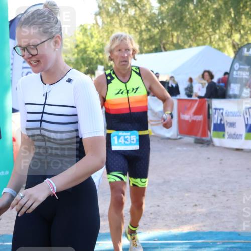 07.09.2025 - 19. Norderstedt Triathlon Zöllner http://msf.ph/oto/8777341 07.09.2025 17:14:25 Ziel 940, 1435, 1472 meine-sportfotos.de