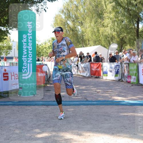 07.09.2025 - 19. Norderstedt Triathlon Zöllner http://msf.ph/oto/8777402 07.09.2025 12:11:43 Ziel 787 meine-sportfotos.de