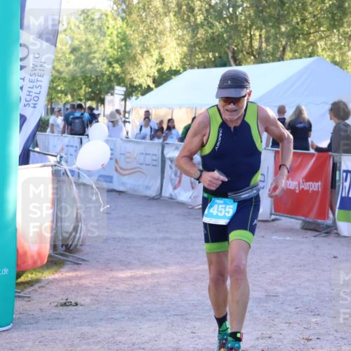 07.09.2025 - 19. Norderstedt Triathlon Zöllner http://msf.ph/oto/8777404 07.09.2025 17:14:46 Ziel 1455 meine-sportfotos.de