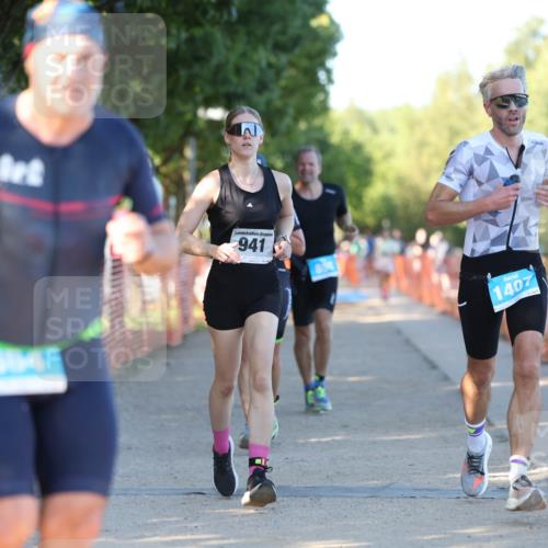 07.09.2025 - 19. Norderstedt Triathlon Michael Strokosch http://msf.ph/oto/8777435 07.09.2025 16:51:06 Laufen 864, 868, 936, 941, 1095, 1407 meine-sportfotos.de