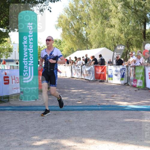07.09.2025 - 19. Norderstedt Triathlon Zöllner http://msf.ph/oto/8777439 07.09.2025 12:12:38 Ziel 296 meine-sportfotos.de