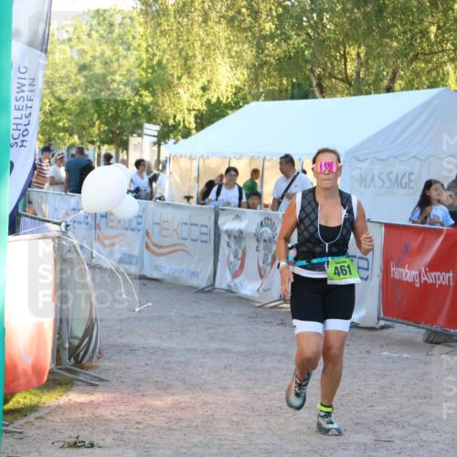 07.09.2025 - 19. Norderstedt Triathlon Zöllner http://msf.ph/oto/8777450 07.09.2025 17:15:06 Ziel 461 meine-sportfotos.de