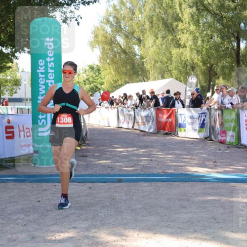07.09.2025 - 19. Norderstedt Triathlon Zöllner http://msf.ph/oto/8777453 07.09.2025 12:13:34 Ziel 1308 meine-sportfotos.de