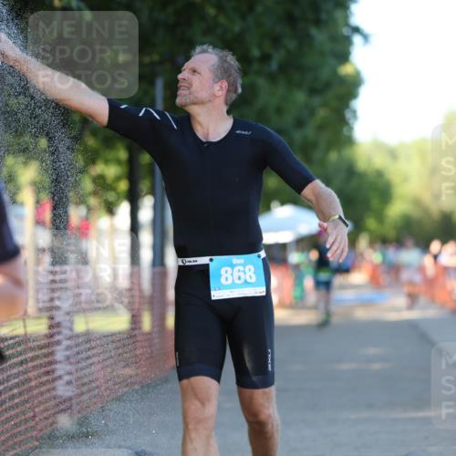 07.09.2025 - 19. Norderstedt Triathlon Michael Strokosch http://msf.ph/oto/8777460 07.09.2025 16:51:10 Laufen 868, 941, 1095, 1407 meine-sportfotos.de