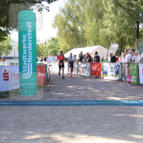 07.09.2025 - 19. Norderstedt Triathlon Zöllner http://msf.ph/oto/8777516 07.09.2025 12:14:46 Ziel 154, 819 meine-sportfotos.de