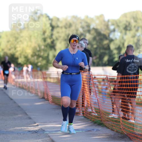 07.09.2025 - 19. Norderstedt Triathlon Michael Strokosch http://msf.ph/oto/8777525 07.09.2025 16:51:49 Laufen 432, 1446, 1454 meine-sportfotos.de