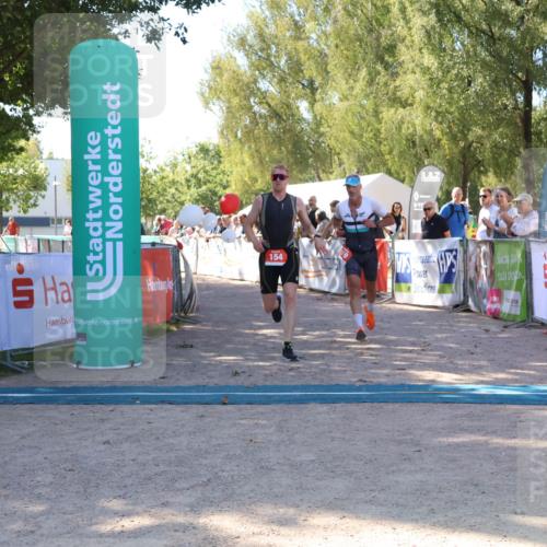 07.09.2025 - 19. Norderstedt Triathlon Zöllner http://msf.ph/oto/8777539 07.09.2025 12:14:48 Ziel 154, 819 meine-sportfotos.de