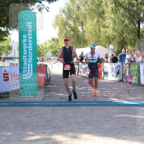 07.09.2025 - 19. Norderstedt Triathlon Zöllner http://msf.ph/oto/8777546 07.09.2025 12:14:49 Ziel 154, 819 meine-sportfotos.de