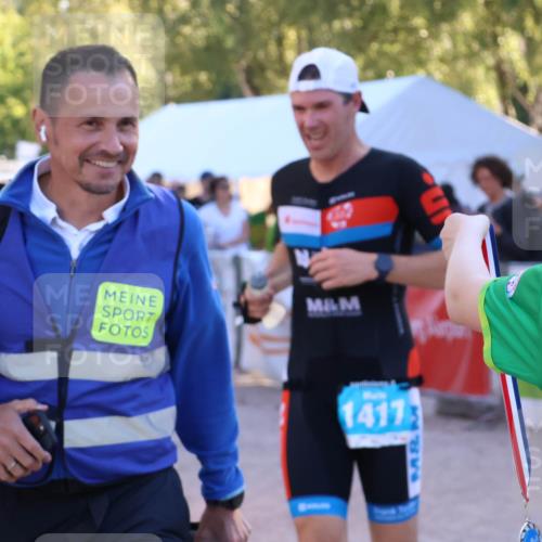 07.09.2025 - 19. Norderstedt Triathlon Zöllner http://msf.ph/oto/8777571 07.09.2025 17:15:25 Ziel 1417 meine-sportfotos.de
