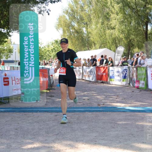 07.09.2025 - 19. Norderstedt Triathlon Zöllner http://msf.ph/oto/8777577 07.09.2025 12:15:48 Ziel 1301 meine-sportfotos.de