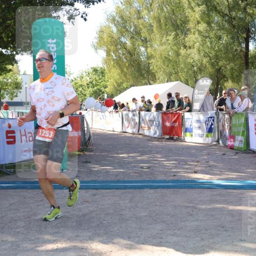 07.09.2025 - 19. Norderstedt Triathlon Zöllner http://msf.ph/oto/8777584 07.09.2025 12:16:04 Ziel 1253 meine-sportfotos.de