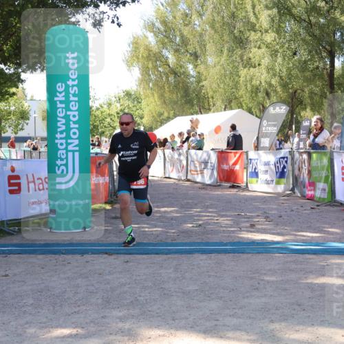 07.09.2025 - 19. Norderstedt Triathlon Zöllner http://msf.ph/oto/8777605 07.09.2025 12:17:27 Ziel 796 meine-sportfotos.de