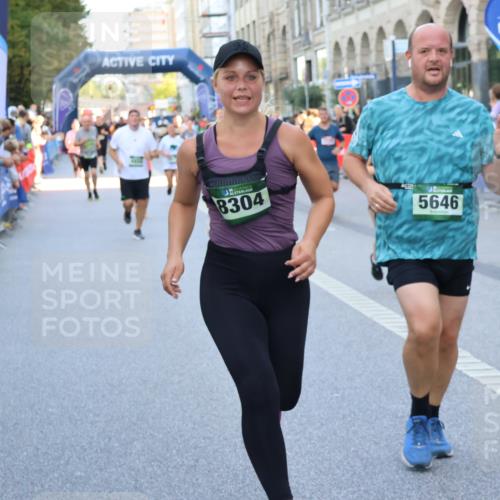 07.09.2025 - BARMER Alsterlauf Strokosch-Dieckow http://msf.ph/oto/8777690 07.09.2025 10:06:59 Ziel 2109, 2110, 2218, 2263, 2353, 2637, 2662, 2767, 2939, 2959, 2962, 3108, 3109, 3196, 3265, 3274, 3319, 3343, 3576, 3782, 3820, 3878, 4061, 4063, 4263, 4309, 4409, 4710, 4715, 4736, 4859, 4957, 5060, 5113, 5292, 5361, 5399, 5932, 6061, 8205, 8363 meine-sportfotos.de