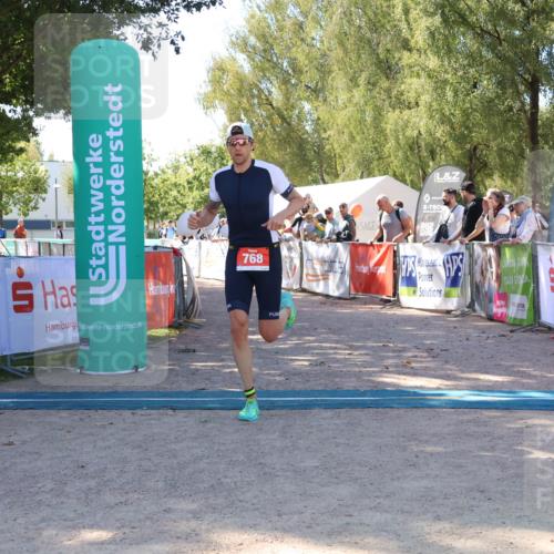 07.09.2025 - 19. Norderstedt Triathlon Zöllner http://msf.ph/oto/8777706 07.09.2025 12:18:10 Ziel 768 meine-sportfotos.de