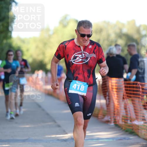 07.09.2025 - 19. Norderstedt Triathlon Michael Strokosch http://msf.ph/oto/8777756 07.09.2025 16:52:34 Laufen 406, 418, 1078 meine-sportfotos.de