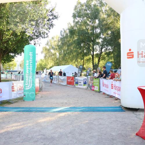 07.09.2025 - 19. Norderstedt Triathlon Zöllner http://msf.ph/oto/8777772 07.09.2025 17:16:46 Ziel 396 meine-sportfotos.de