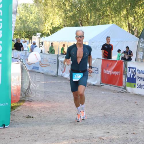 07.09.2025 - 19. Norderstedt Triathlon Zöllner http://msf.ph/oto/8777804 07.09.2025 17:16:48 Ziel 396 meine-sportfotos.de