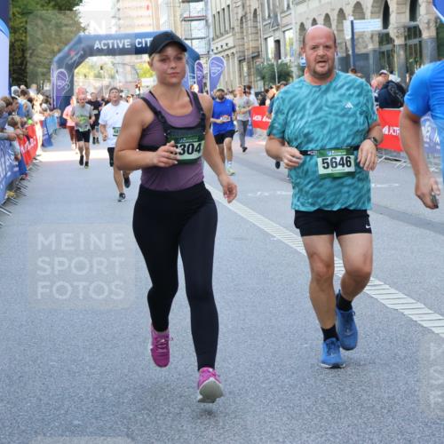 07.09.2025 - BARMER Alsterlauf Strokosch-Dieckow http://msf.ph/oto/8777805 07.09.2025 10:06:59 Ziel 2109, 2110, 2218, 2263, 2353, 2637, 2662, 2767, 2939, 2959, 2962, 3108, 3109, 3196, 3265, 3274, 3319, 3343, 3576, 3782, 3820, 3878, 4061, 4063, 4263, 4309, 4409, 4710, 4715, 4736, 4859, 4957, 5060, 5113, 5292, 5361, 5399, 5932, 6061, 8205, 8363 meine-sportfotos.de