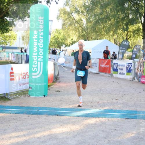 07.09.2025 - 19. Norderstedt Triathlon Zöllner http://msf.ph/oto/8777810 07.09.2025 17:16:49 Ziel 396 meine-sportfotos.de