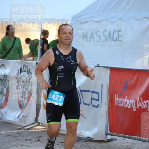 07.09.2025 - 19. Norderstedt Triathlon Zöllner http://msf.ph/oto/8777815 07.09.2025 17:16:55 Ziel 396, 1427 meine-sportfotos.de