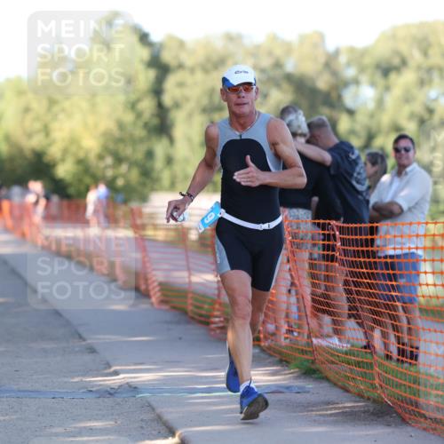 07.09.2025 - 19. Norderstedt Triathlon Michael Strokosch http://msf.ph/oto/8777858 07.09.2025 16:52:58 Laufen 378, 1419 meine-sportfotos.de