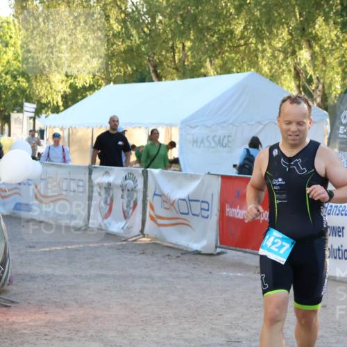 07.09.2025 - 19. Norderstedt Triathlon Zöllner http://msf.ph/oto/8777870 07.09.2025 17:16:58 Ziel 1427 meine-sportfotos.de