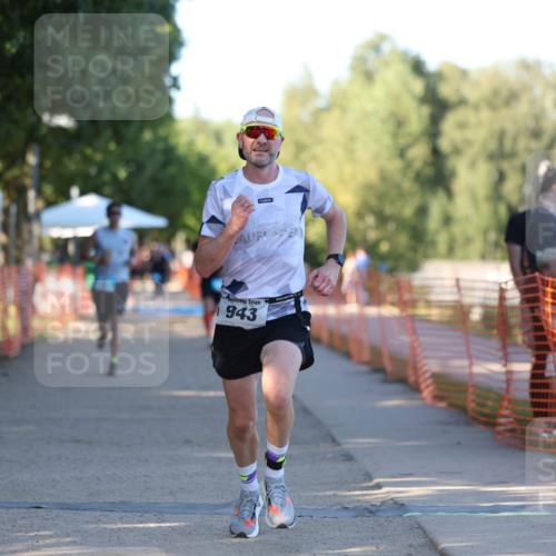 07.09.2025 - 19. Norderstedt Triathlon Michael Strokosch http://msf.ph/oto/8777877 07.09.2025 16:53:00 Laufen 378, 1419 meine-sportfotos.de