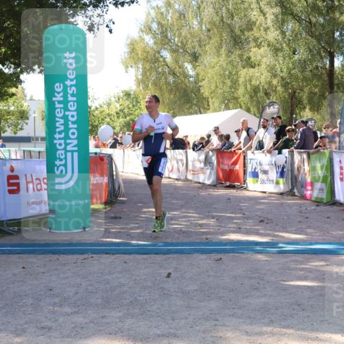07.09.2025 - 19. Norderstedt Triathlon Zöllner http://msf.ph/oto/8777889 07.09.2025 12:22:04 Ziel 1363 meine-sportfotos.de