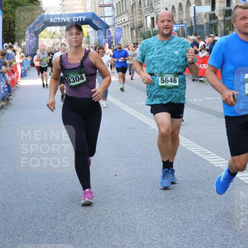 07.09.2025 - BARMER Alsterlauf Strokosch-Dieckow http://msf.ph/oto/8777893 07.09.2025 10:06:58 Ziel 2109, 2110, 2218, 2263, 2353, 2637, 2767, 2806, 2939, 2959, 2962, 3108, 3109, 3196, 3274, 3319, 3343, 3576, 3782, 3820, 3878, 4061, 4063, 4263, 4309, 4409, 4710, 4715, 4736, 4859, 4957, 5060, 5113, 5292, 5361, 5399, 5932, 6061, 8205, 8363 meine-sportfotos.de